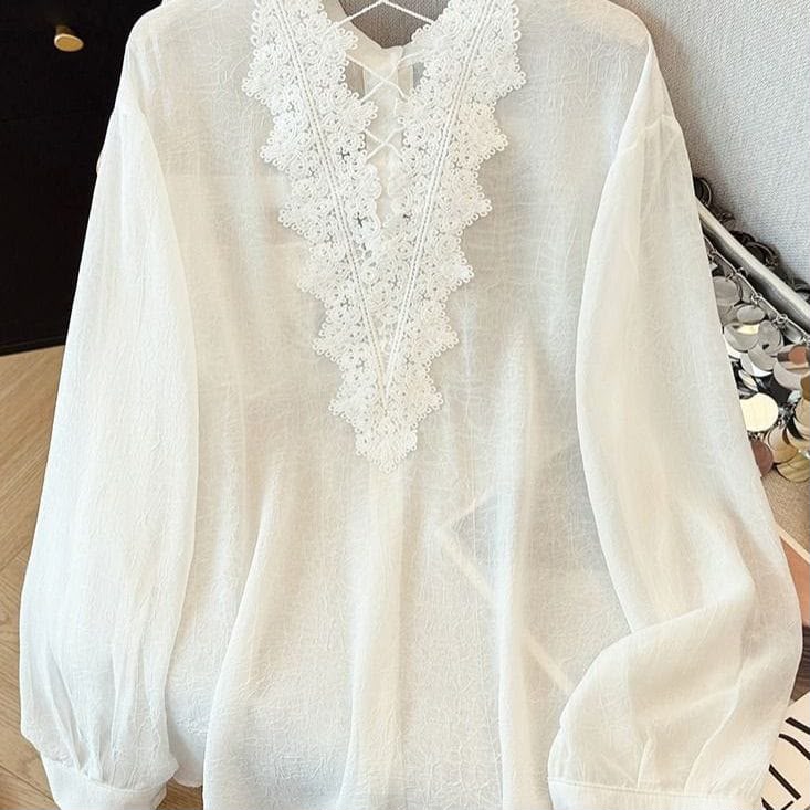 The Lyla Shirt